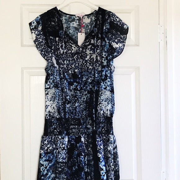 Parker Flutter Sleeve smock Waist chiffon dress - Picture 4 of 6